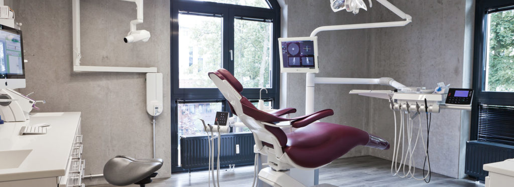 Zahnarztpraxis Behandlungsraum Hamburg Altona