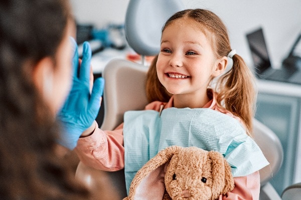 Kieferorthopädie und Zahnspangen für Kinder