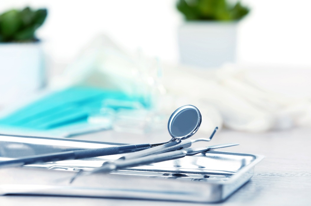 Werkzeug vom Zahnarzt in Hamburg